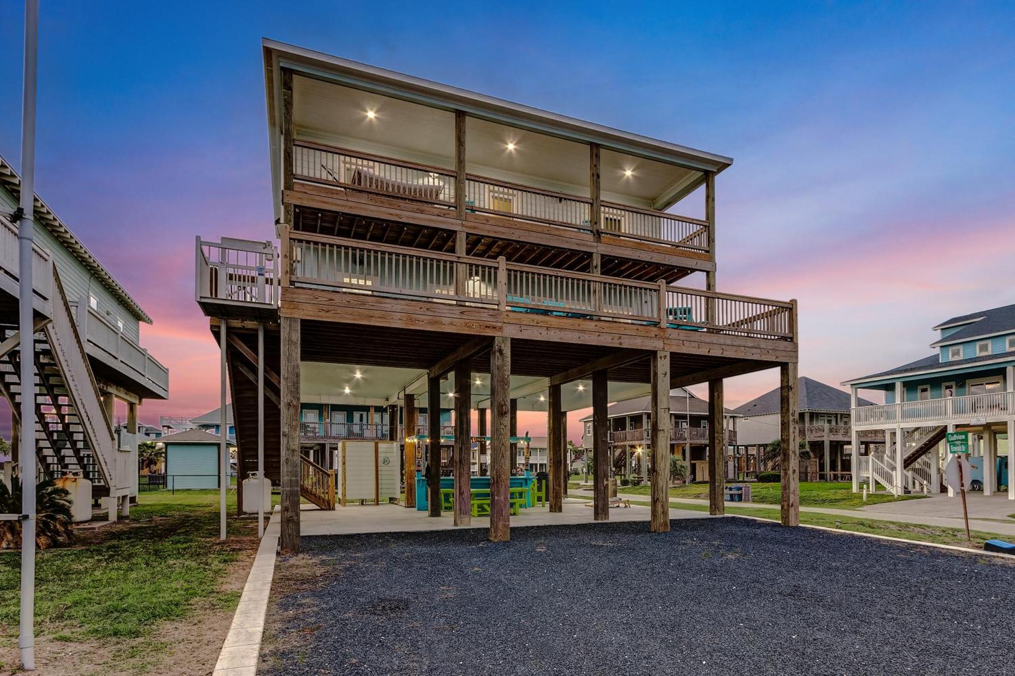 Beachfront - Hot Tub - Bbq - 14 Guests Bolivar Peninsula 外观 照片